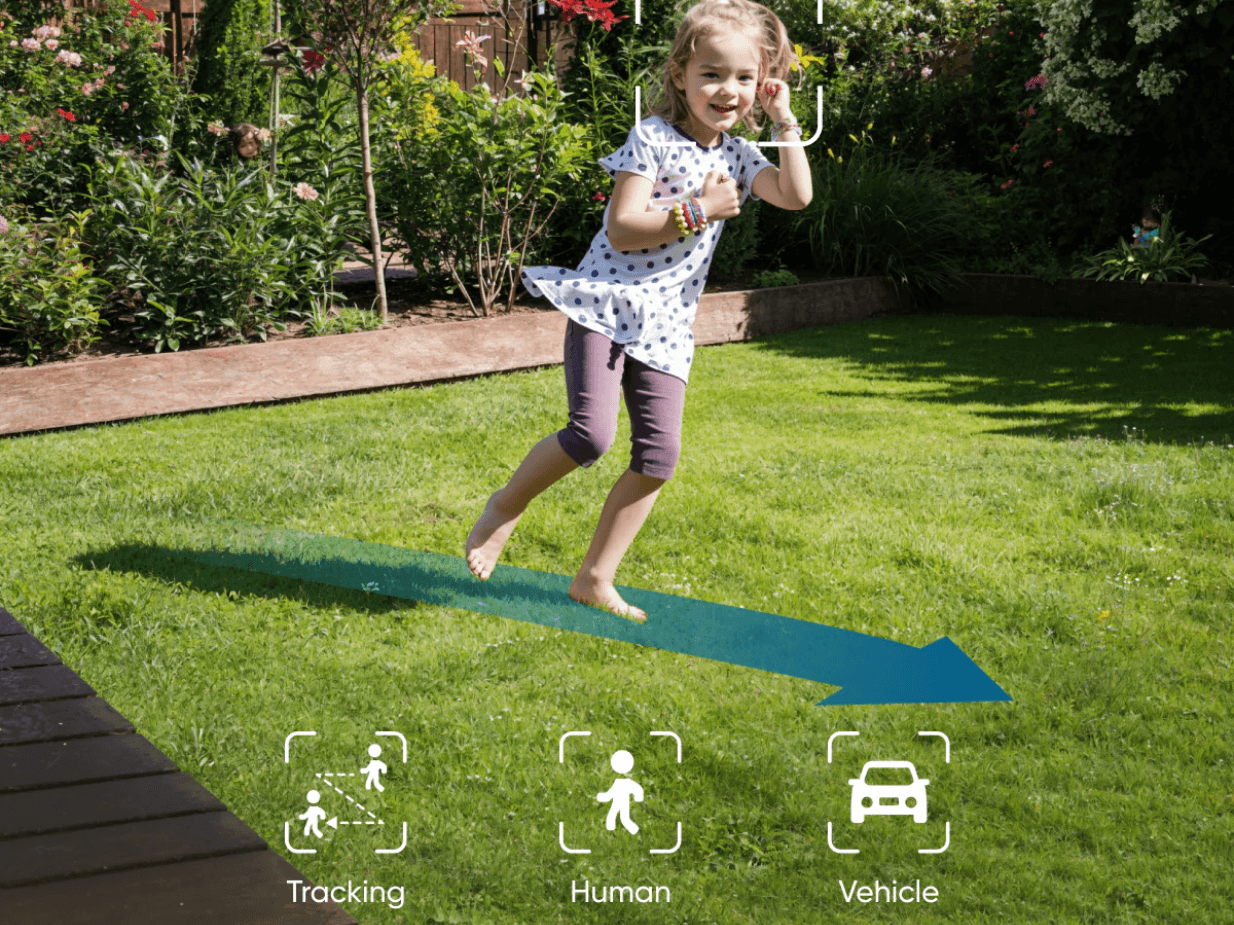 Camera IP ngoài trời 360 độ 3MP Eufy Floodlight Camera E30