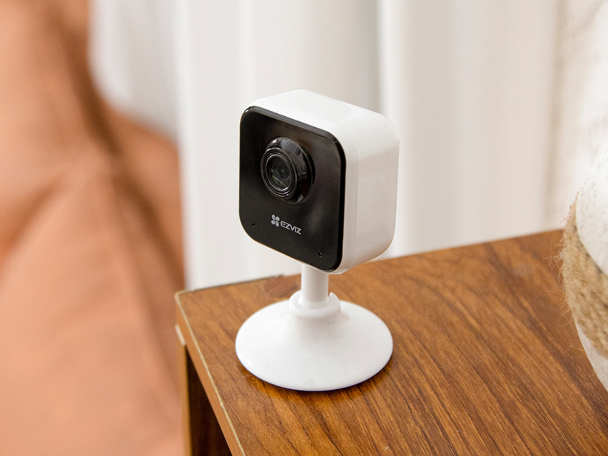Camera IP 2MP Ezviz H1C